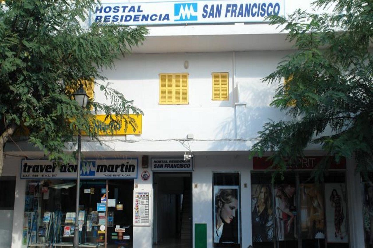 Hostal San Francisco Cala D´Or Exterior foto